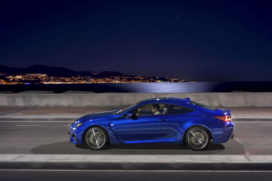  Lexus RC F 2014 года  (EU) (фото 23 из 28)